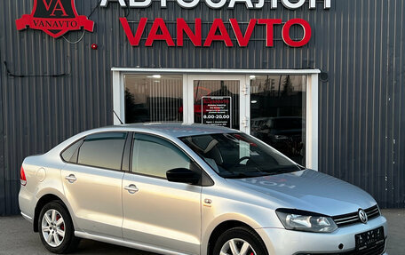 Volkswagen Polo VI (EU Market), 2013 год, 750 000 рублей, 3 фотография
