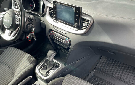 KIA cee'd III, 2021 год, 1 930 000 рублей, 23 фотография