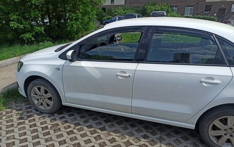 Volkswagen Polo VI (EU Market), 2011 год, 720 000 рублей, 3 фотография
