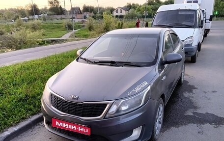 KIA Rio III рестайлинг, 2013 год, 520 000 рублей, 1 фотография
