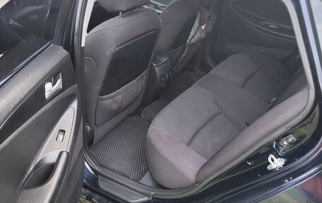 Hyundai Sonata VI, 2010 год, 780 000 рублей, 8 фотография
