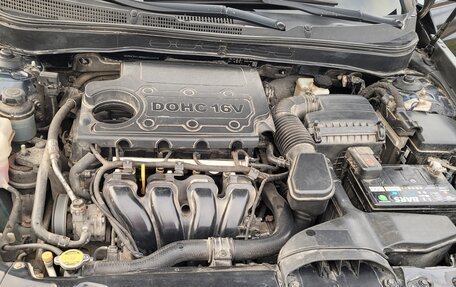 Hyundai Sonata VI, 2010 год, 780 000 рублей, 10 фотография