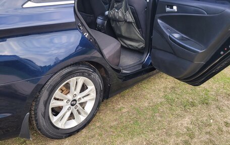 Hyundai Sonata VI, 2010 год, 780 000 рублей, 9 фотография