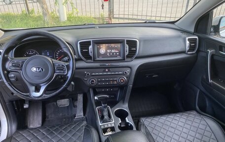 KIA Sportage IV рестайлинг, 2018 год, 2 050 000 рублей, 8 фотография