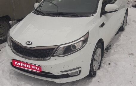 KIA Rio III рестайлинг, 2015 год, 950 000 рублей, 2 фотография
