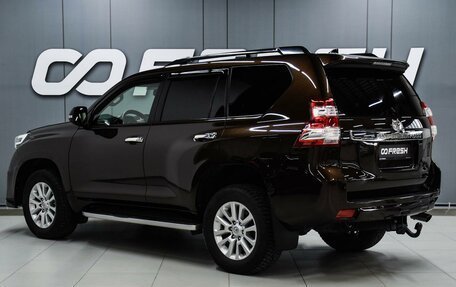Toyota Land Cruiser Prado 150 рестайлинг 2, 2017 год, 5 699 000 рублей, 2 фотография