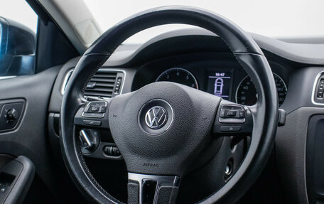 Volkswagen Jetta VI, 2014 год, 940 000 рублей, 15 фотография