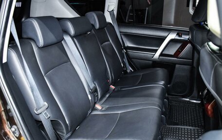 Toyota Land Cruiser Prado 150 рестайлинг 2, 2017 год, 5 699 000 рублей, 7 фотография