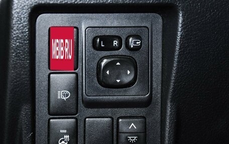 Toyota Land Cruiser Prado 150 рестайлинг 2, 2017 год, 5 699 000 рублей, 24 фотография