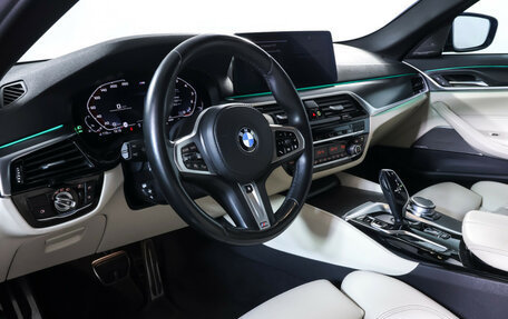 BMW 5 серия, 2020 год, 5 690 000 рублей, 14 фотография