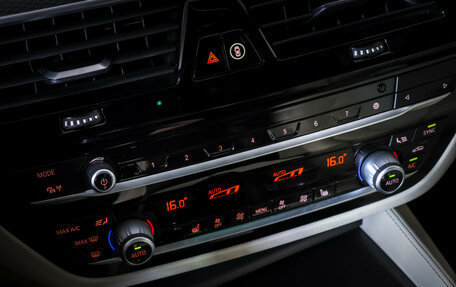 BMW 5 серия, 2020 год, 5 690 000 рублей, 16 фотография