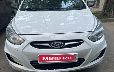 Hyundai Solaris II рестайлинг, 2014 год, 641 000 рублей, 1 фотография