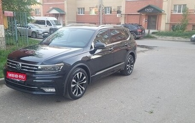 Volkswagen Tiguan II, 2021 год, 4 300 000 рублей, 1 фотография