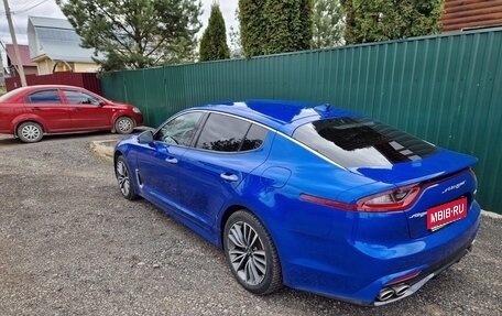 KIA Stinger I, 2018 год, 2 300 000 рублей, 1 фотография