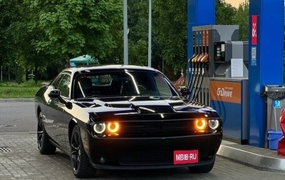 Dodge Challenger III рестайлинг 2, 2017 год, 3 280 000 рублей, 1 фотография