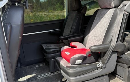 Volkswagen Multivan T5, 2010 год, 1 800 000 рублей, 4 фотография