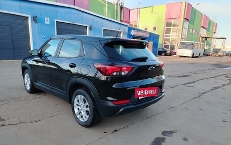 Chevrolet TrailBlazer, 2021 год, 1 825 000 рублей, 4 фотография