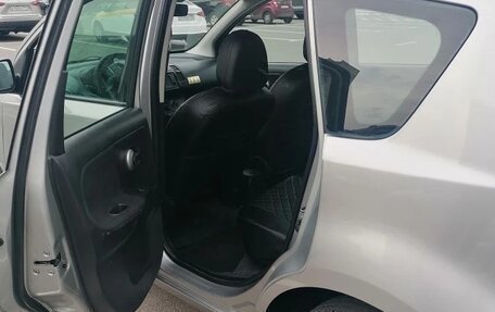 Nissan Note II рестайлинг, 2010 год, 850 000 рублей, 2 фотография