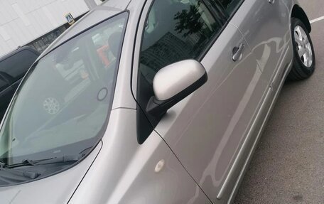 Nissan Note II рестайлинг, 2010 год, 850 000 рублей, 9 фотография