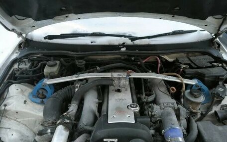 Toyota Altezza, 2001 год, 1 300 000 рублей, 3 фотография