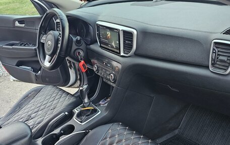 KIA Sportage IV рестайлинг, 2018 год, 1 760 000 рублей, 9 фотография