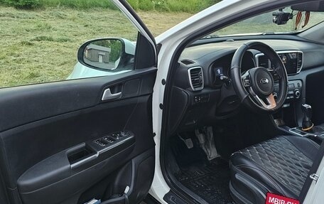 KIA Sportage IV рестайлинг, 2018 год, 1 760 000 рублей, 10 фотография