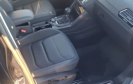 Volkswagen Tiguan II, 2021 год, 4 300 000 рублей, 10 фотография