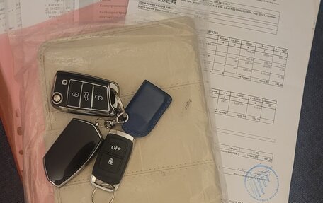 Volkswagen Tiguan II, 2021 год, 4 300 000 рублей, 19 фотография