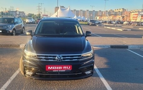 Volkswagen Tiguan II, 2021 год, 4 300 000 рублей, 16 фотография