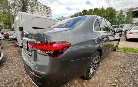 Mercedes-Benz E-Класс, 2021 год, 4 700 000 рублей, 3 фотография