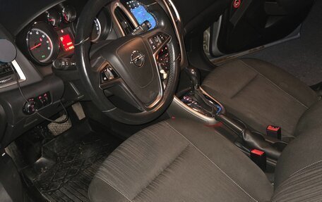 Opel Astra J, 2010 год, 700 000 рублей, 10 фотография