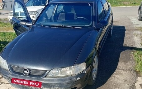 Opel Vectra B рестайлинг, 1996 год, 215 000 рублей, 2 фотография