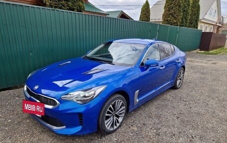 KIA Stinger I, 2018 год, 2 300 000 рублей, 2 фотография