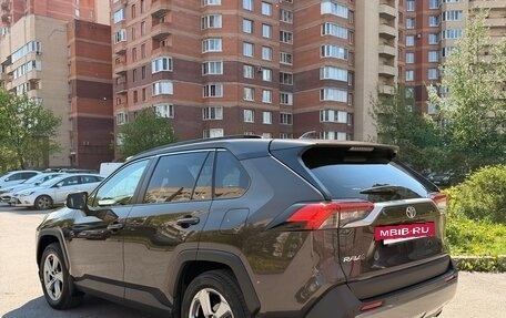 Toyota RAV4, 2019 год, 3 085 000 рублей, 5 фотография