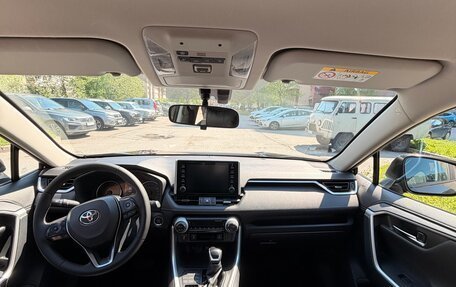 Toyota RAV4, 2019 год, 3 085 000 рублей, 9 фотография