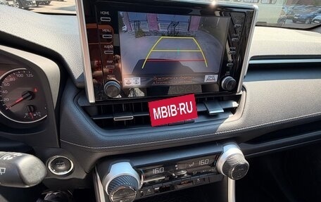 Toyota RAV4, 2019 год, 3 085 000 рублей, 13 фотография