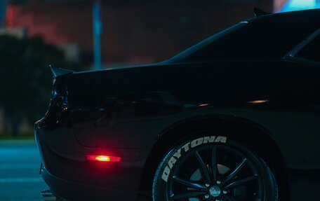Dodge Challenger III рестайлинг 2, 2017 год, 3 280 000 рублей, 6 фотография
