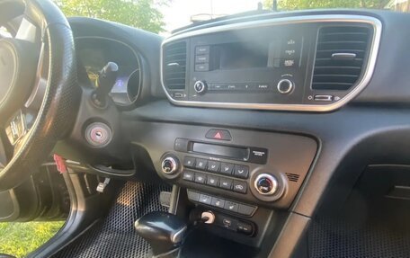 KIA Sportage IV рестайлинг, 2019 год, 2 150 000 рублей, 8 фотография
