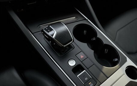 Volkswagen Touareg III, 2018 год, 4 278 000 рублей, 10 фотография