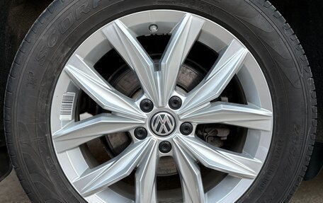 Volkswagen Tiguan II, 2020 год, 3 450 000 рублей, 5 фотография