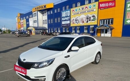 KIA Rio III рестайлинг, 2015 год, 950 000 рублей, 3 фотография