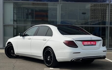 Mercedes-Benz E-Класс, 2016 год, 2 800 000 рублей, 4 фотография