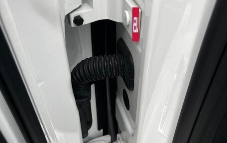 Mercedes-Benz E-Класс, 2016 год, 2 800 000 рублей, 24 фотография