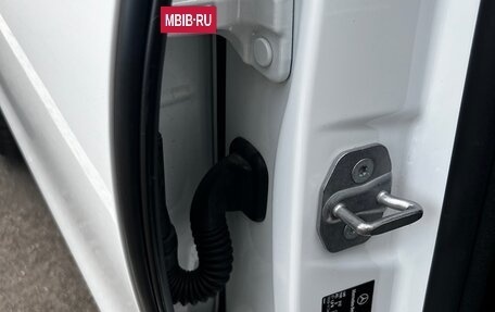 Mercedes-Benz E-Класс, 2016 год, 2 800 000 рублей, 25 фотография