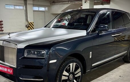 Rolls-Royce Cullinan, 2019 год, 24 900 000 рублей, 13 фотография