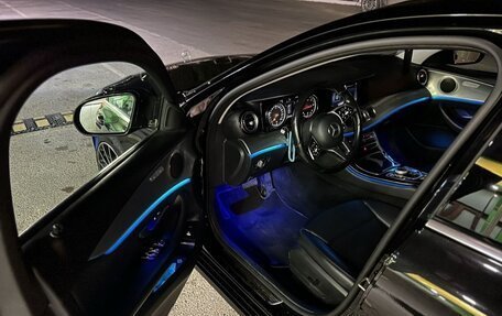 Mercedes-Benz E-Класс, 2020 год, 3 100 000 рублей, 2 фотография