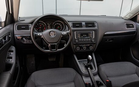Volkswagen Jetta VI, 2016 год, 1 430 000 рублей, 6 фотография