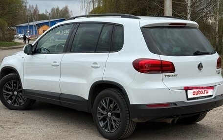 Volkswagen Tiguan I, 2015 год, 2 400 000 рублей, 5 фотография