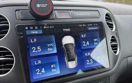Volkswagen Tiguan I, 2015 год, 2 400 000 рублей, 17 фотография