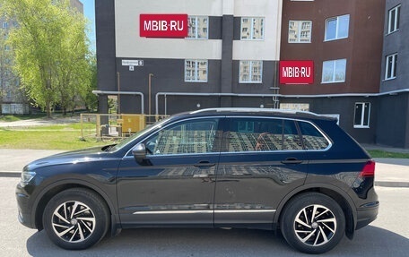 Volkswagen Tiguan II, 2018 год, 2 570 000 рублей, 8 фотография